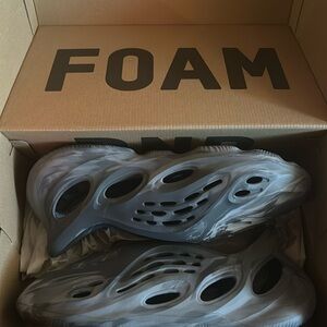 Yeezy Foam Runner ‘MX Granite’